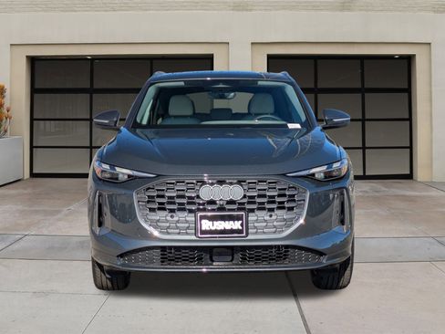 New 2025 Audi Q5 Premium image 2