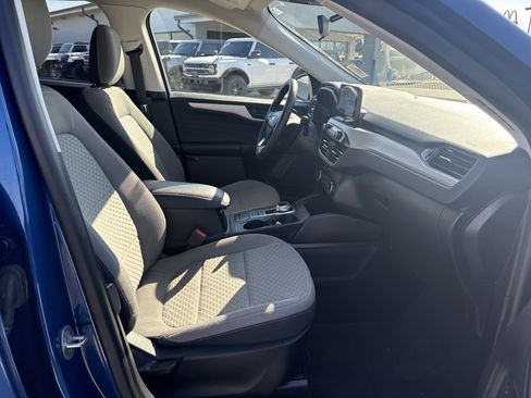 Used 2022 Ford Escape SE image 8