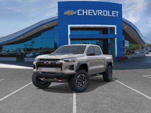 New 2026 Chevrolet Colorado ZR2 w/ Technology Package AWD/4WD image 32