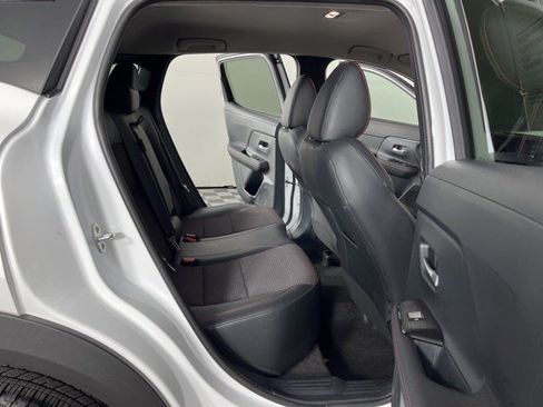 Used 2025 Nissan Kicks SR FWD image 40