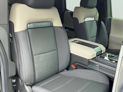 New 2026 GMC Hummer EV 4x4 Crew Cab image 17