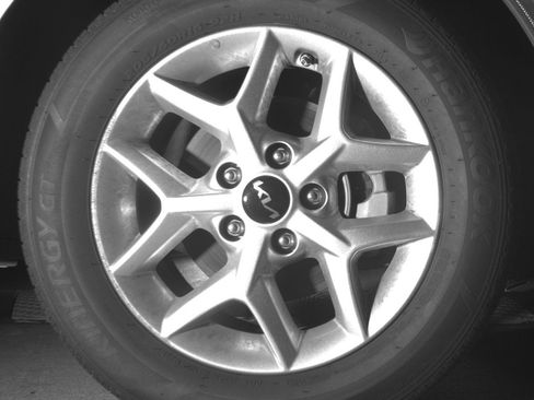 Used 2025 Kia Soul LX w/ LX Technology Package FWD image 13