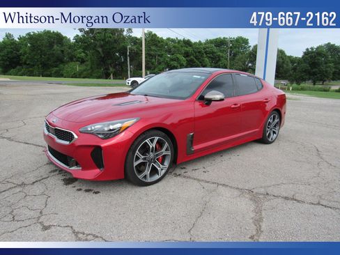 Used 2018 Kia Stinger GT1 RWD image 4