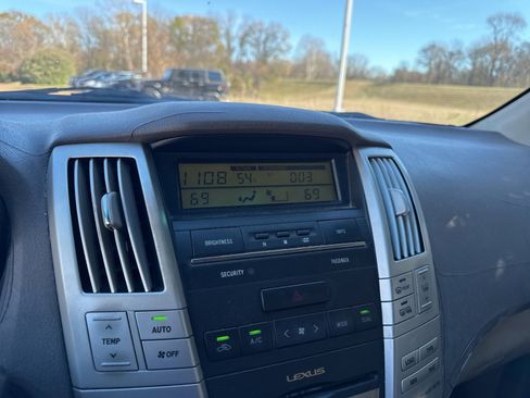 Used 2004 Lexus RX 330 AWD image 13