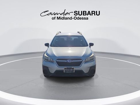 Used 2019 Subaru Outback 2.5i AWD/4WD image 3
