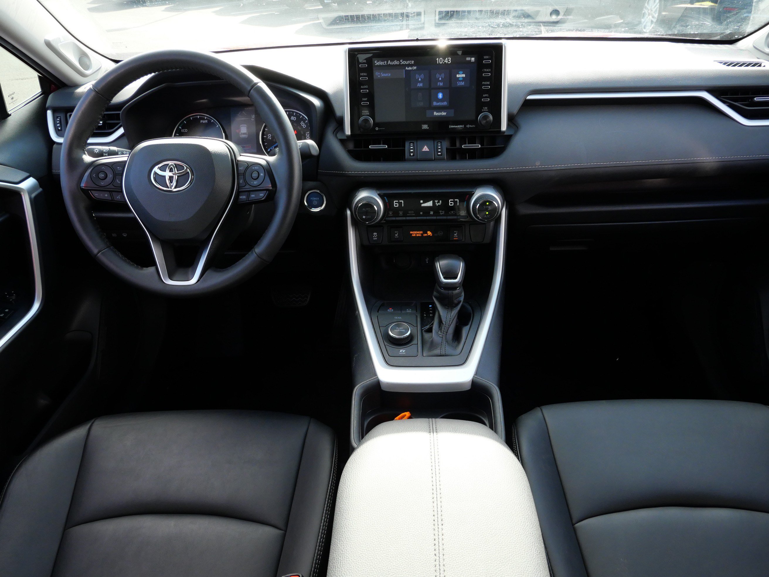 Certified 2021 Toyota RAV4 XLE Premium AWD/4WD image 10