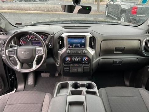 Certified 2021 Chevrolet Silverado 1500 RST w/ Z71 Off-Road Package image 36