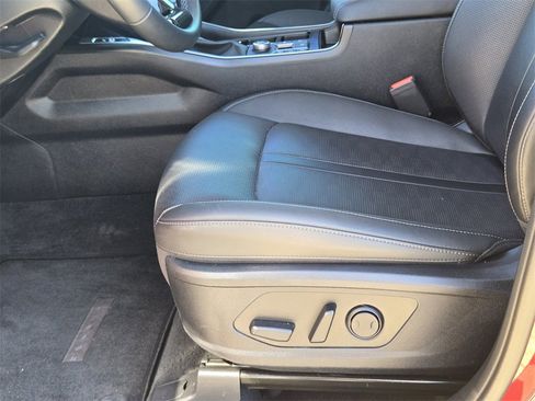 Certified 2025 Kia Sorento S image 23