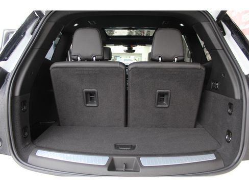 Used 2020 Cadillac XT6 Premium Luxury FWD image 14