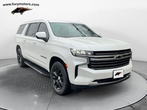 Used 2022 Chevrolet Suburban LT w/ Max Trailering Package image 1