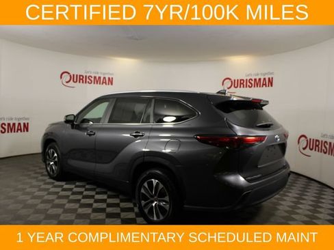 Used 2023 Toyota Highlander XLE FWD image 5