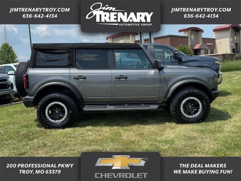 Used 2024 Ford Bronco Badlands w/ Sasquatch Package AWD/4WD image 1