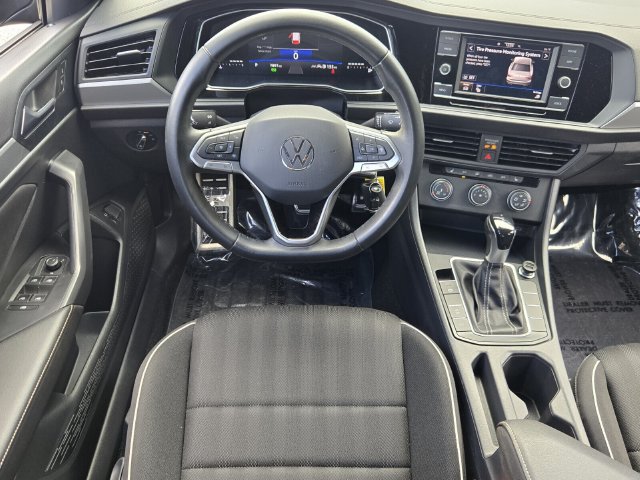 Used 2024 Volkswagen Jetta Sport FWD image 13