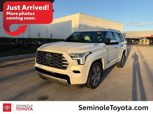 Used 2025 Toyota Sequoia Capstone AWD/4WD image 1