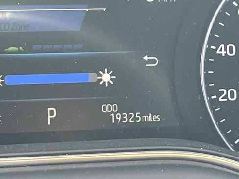 Used 2021 Toyota Avalon Limited w/ Advanced Safety Package image 10