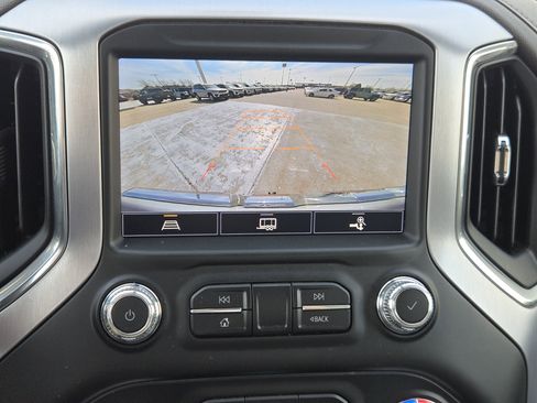 Used 2021 GMC Sierra 1500 SLT image 21