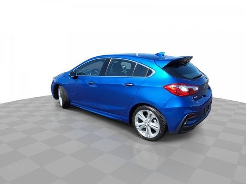 Used 2017 Chevrolet Cruze Premier w/ RS Package FWD image 6