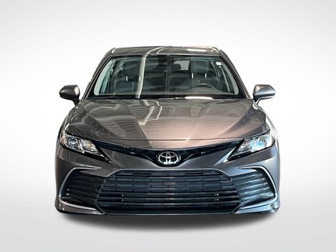 Used 2024 Toyota Camry LE FWD image 3