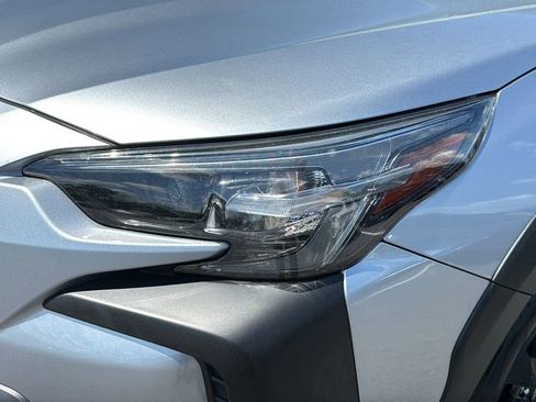 Certified 2025 Subaru Outback Onyx Edition AWD/4WD image 9