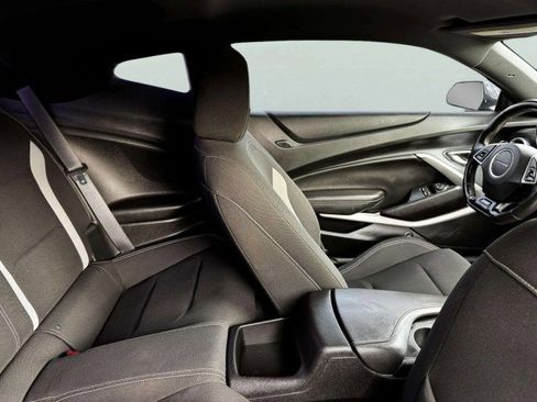 Used 2019 Chevrolet Camaro SS image 42