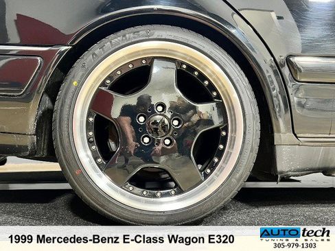 Used 1999 Mercedes-Benz E 320 Wagon image 13
