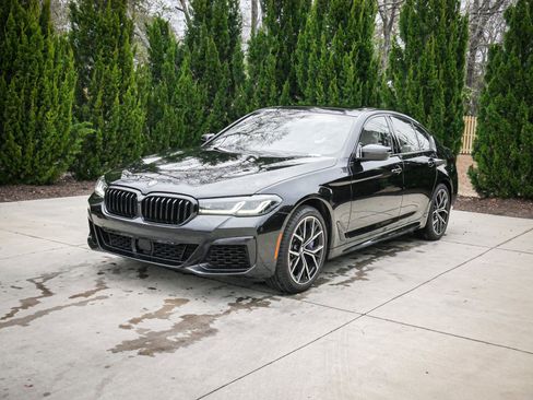 Used 2021 BMW 540i w/ Dynamic Handling Package image 5