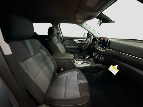 New 2026 Chevrolet Blazer LT w/ Convenience Package image 28