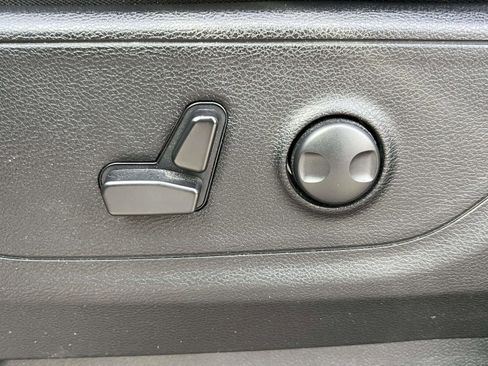 Used 2023 RAM 1500 Big Horn image 22