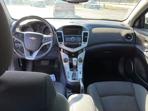 Used 2012 Chevrolet Cruze LT w/ RS Package image 8