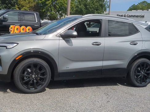 Used 2026 Buick Encore GX Sport Touring w/ Advanced Technology Package image 4