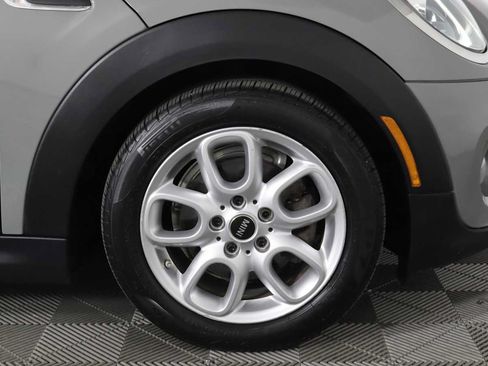 Used 2020 MINI Cooper 2-Door Hardtop FWD image 7