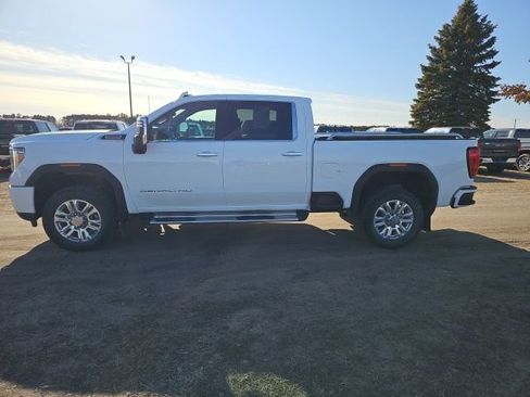 Used 2022 GMC Sierra 3500 Denali w/ Denali Ultimate Package image 2
