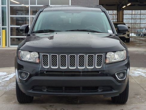 Used 2014 Jeep Compass Latitude image 10