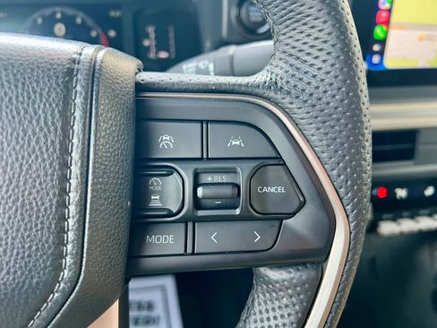 Used 2024 Toyota Tacoma SR5 image 17