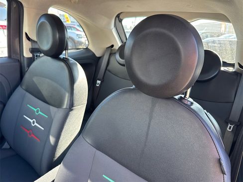 Used 2016 FIAT 500 Pop w/ Italia Package image 19