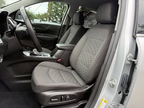 Used 2018 Chevrolet Equinox LT AWD/4WD image 9