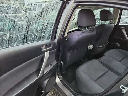 Used 2010 MAZDA MAZDA3 s Sport image 13