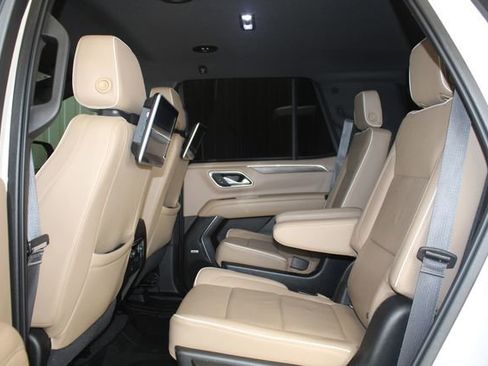 Used 2021 Chevrolet Tahoe Premier RWD image 19