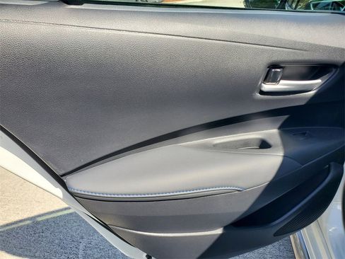 Used 2021 Toyota Corolla SE image 13
