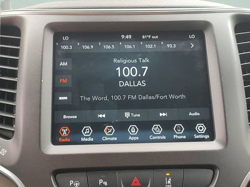 Used 2021 Jeep Cherokee Trailhawk w/ Technology Group AWD/4WD image 14