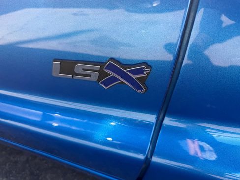 Used 1999 Chevrolet Corvette w/ Roof Pkg image 9