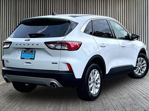 Used 2022 Ford Escape SE w/ Convenience Package AWD/4WD image 16