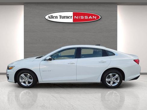 Used 2024 Chevrolet Malibu LS FWD image 10