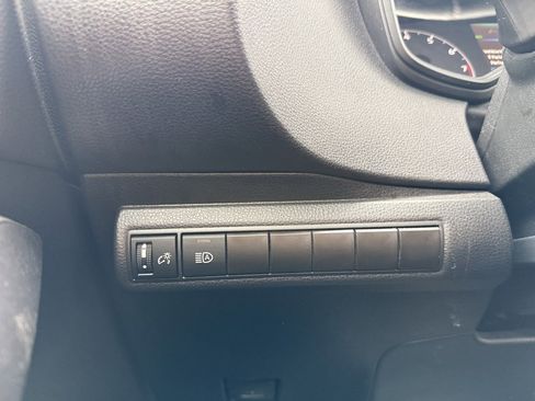 Used 2024 Toyota Corolla SE image 12