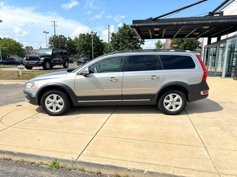 Used 2013 Volvo XC70 3.2 image 8