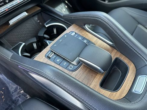 Used 2025 Mercedes-Benz GLE 450 4MATIC image 28