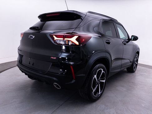 Used 2023 Chevrolet TrailBlazer RS FWD image 13