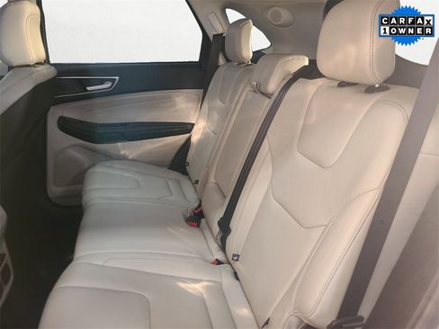 Used 2020 Ford Edge Titanium image 13