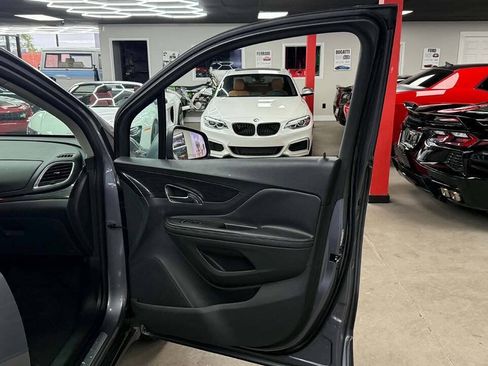 Used 2014 Buick Encore Convenience FWD image 16