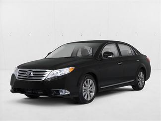 Used 2011 Toyota Avalon Limited FWD video 1